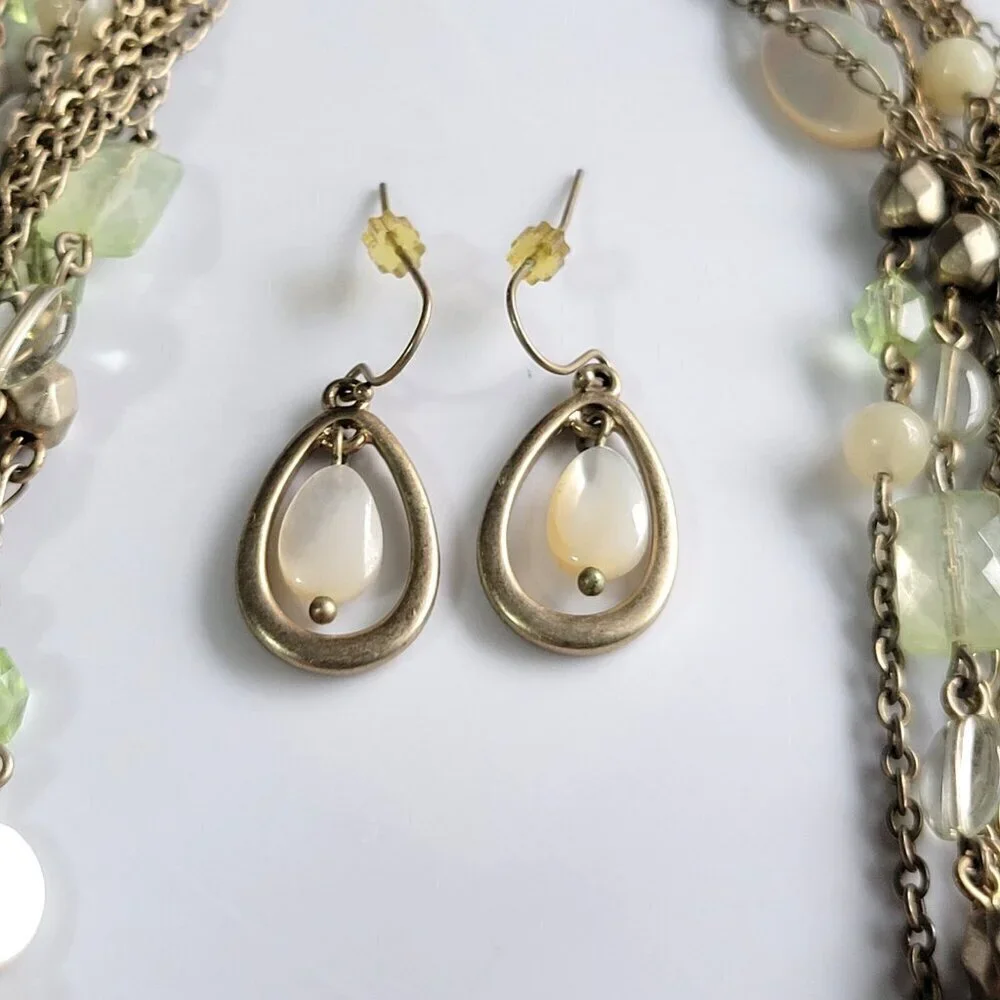 Lia Sophia Statement Necklace & Drop Earrings Set Mother of Pearl Green 16